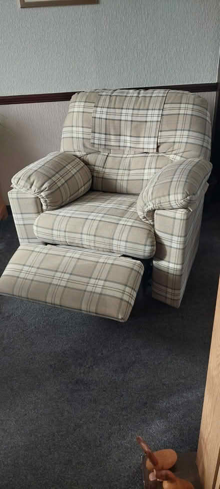 Photo of free electric recliner (cumnock KA18) #1