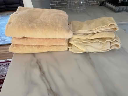 Photo of free 5 Used but clean beige towels (10594) #1