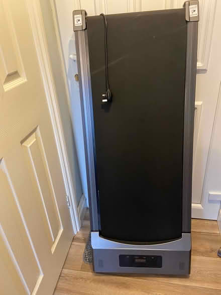 Photo of free Treadmill (Welwyn Garden City AL7) #1