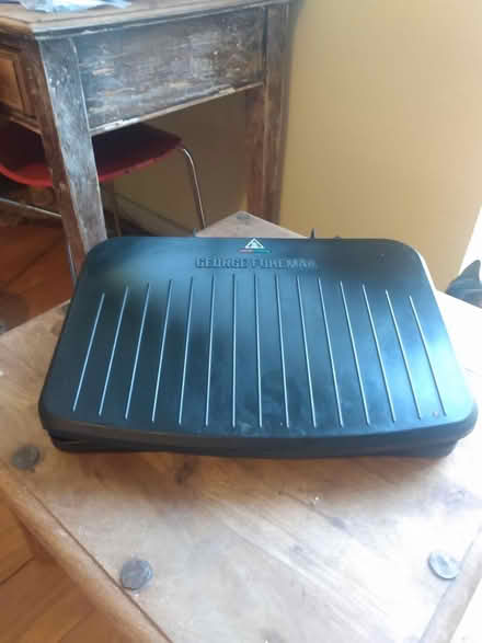 Photo of free 17" wide George Foreman (Westfield S20) #1