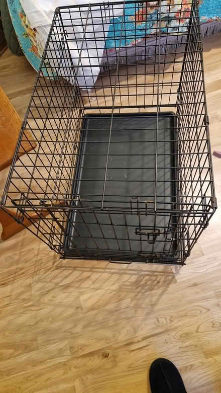 Photo of free Dog Crate (Horsham Station) #2
