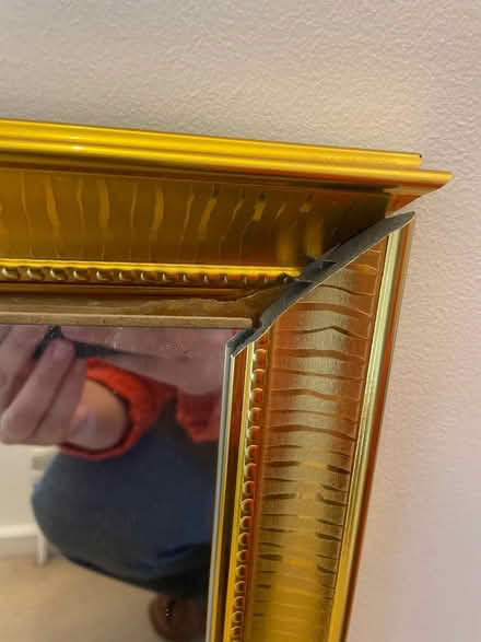 Photo of free Mirror with gold frame (Streatham Hill SW16) #3