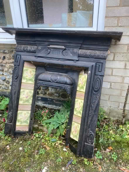 Photo of free Victorian cast iron fireplace (IP33) #1