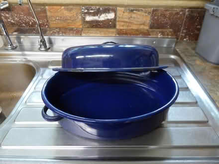 Photo of free Enamel roasting pan with tall lid (Nailsworth) #1