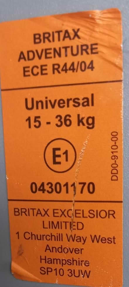 Photo of free Britax Adventure child car seat (Bovingdon, Hemel Hempstead) #4