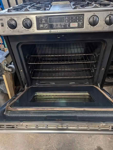 Photo of free Maytag Natural Gas Range (Hunt Club East) #2