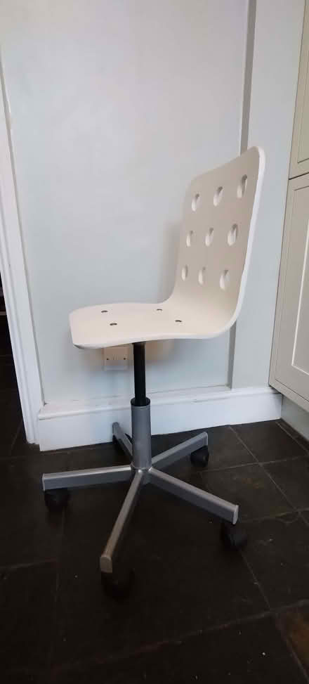 Photo of free Ikea Jules desk chair for a child (Central Watford WD17) #3