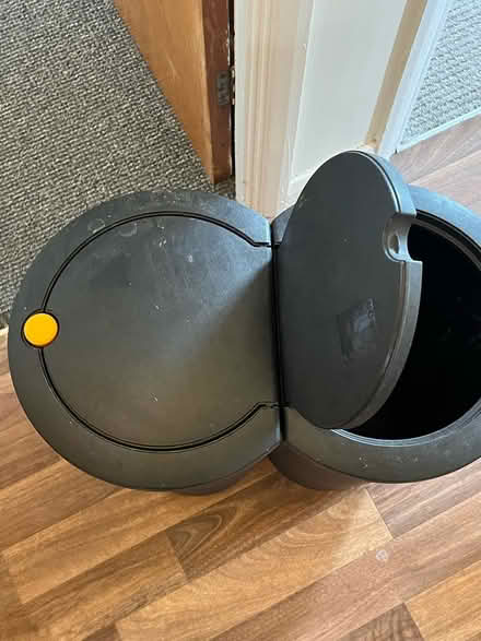 Photo of free 50 l bin (Toton) #4