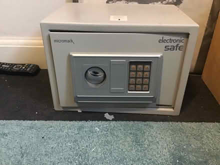 Photo of free Strong box safe (Henleaze BS9) #1