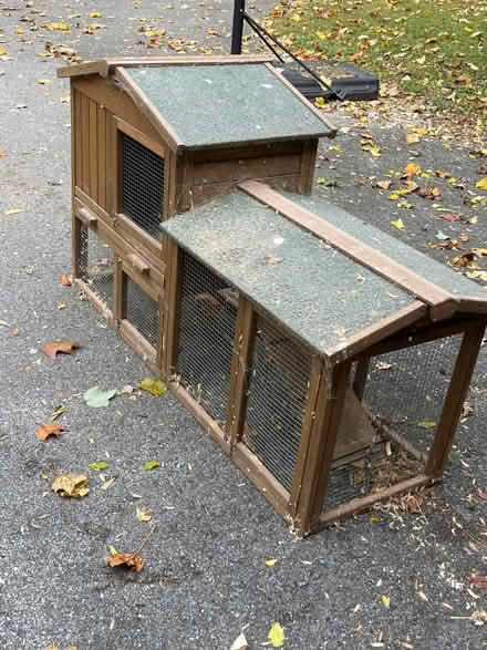 Photo of free Chicken coop/hutch (Upper Silver Spring) #1