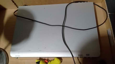 Photo of free DVD player. (Potters Bar EN6) #1
