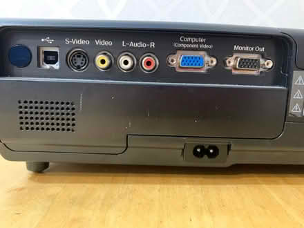 Photo of free Epson projector (no power cable) (KT17 - Stoneleigh) #4