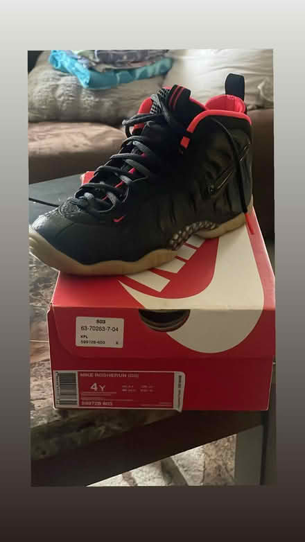 Photo of free Nike shoe (60431) #1