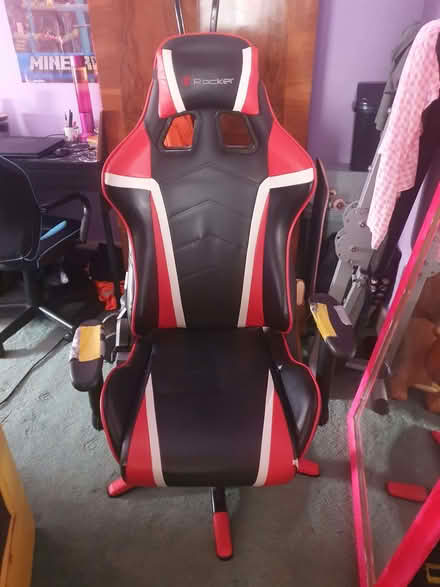 Photo of free Gaming Chair (Seaside BN22) #1