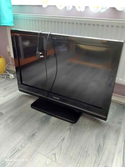 Photo of free Black 37 Inch Toshiba TV (Harpenden AL5) #3