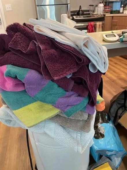 Photo of free Extension cords, power cords,towels (Rockridge, Oakland) #2
