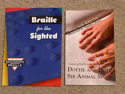 Photo of free Books for learning braille (if sighted) (Wellington TF1) #1