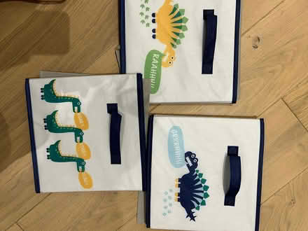Photo of free Dinosaur cube inserts x6 (Hoddesdon EN11) #1