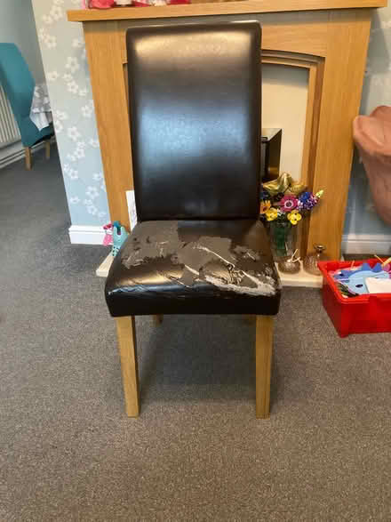 Photo of free Dining room chairs (DY2) #2