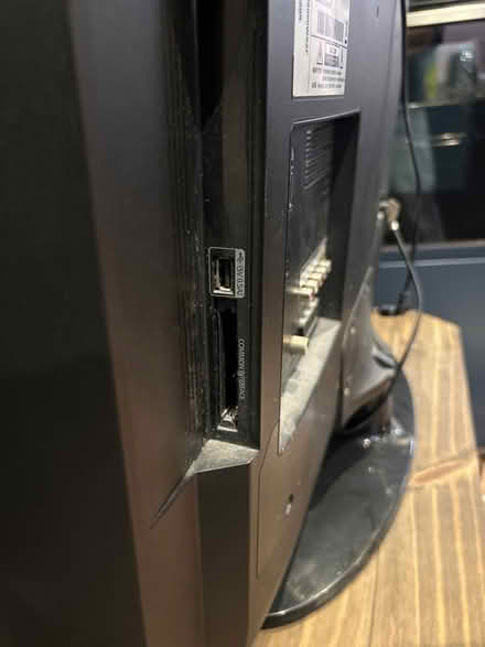 Photo of free Samsung 40” tv (Cathcart G44) #3