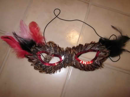 Photo of free beads, mask (Newtonville) #3