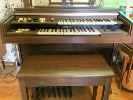 Photo of free Yamaha organ with stool (Kergunyah Victoria) #1