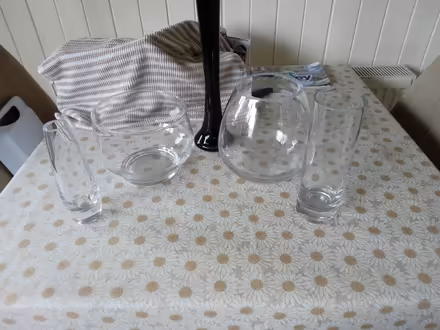Photo of free Assorted glass vases/bowls (Benhilton SM1) #1