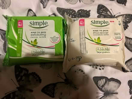 Photo of free Exfoliating Facial Wipes (SE16) #4