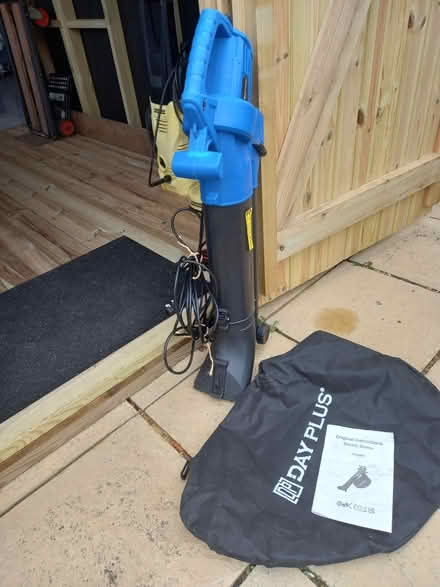 Photo of free Leaf Vacuum and Blower (CT6) #1