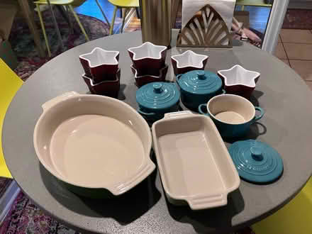 Photo of free Le Creuset bakeware (Aerotropolis) #3