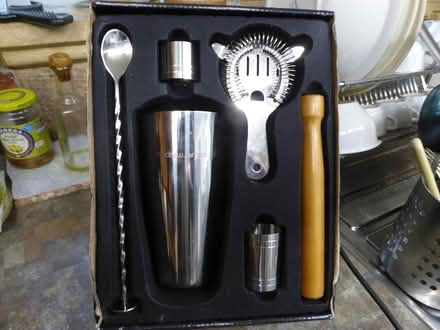 Photo of free Cocktail mixing set (Nailsworth) #2