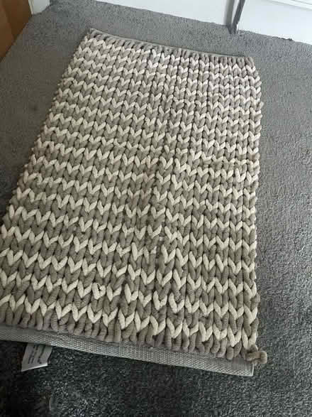 Photo of free Grey & white bath mat (Hillmorton CV22) #1
