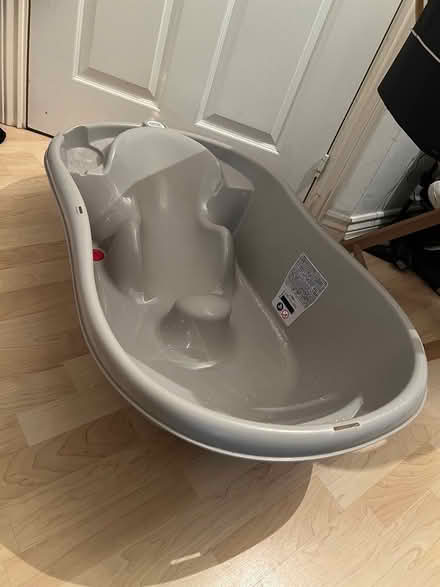 Photo of free 3 in 1 Baby bath (Wednesbury, WS10) #1