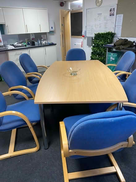 Photo of free Table and chairs (North Tonbridge) #2