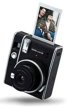Photo of Polaroid camera (Balti Triangle B12) #2