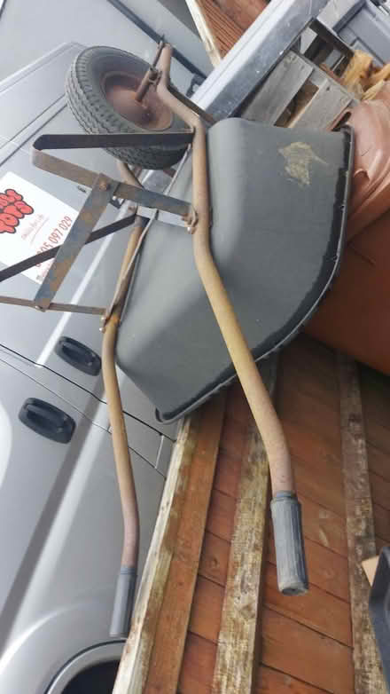 Photo of free Wheel barrow (Yarnton OX5) #1