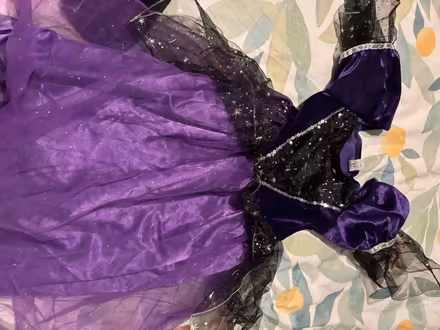 Photo of free Halloween Witches Dress - age 5-6 (Maghull, L31) #1