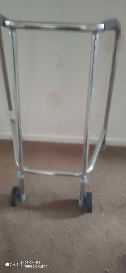 Photo of free Walking frame (CO15) #1