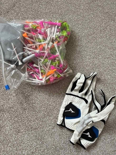 Photo of free Golf tees and gloves (CR3 Caterham on the hill) #1