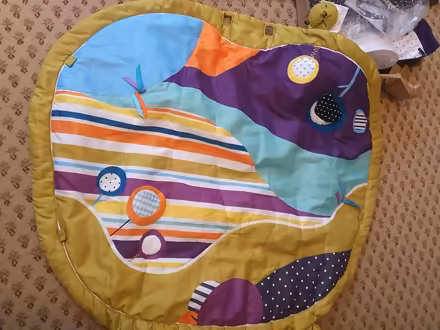 Photo of free Baby Playmat / Playgym (Maidenhead, SL6 4) #4