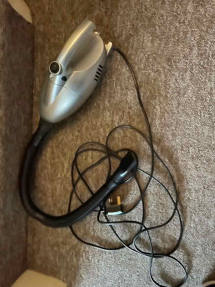 Photo of free FOR PARTS: vacuum cleaners/hoovers (Sion Hill) #3