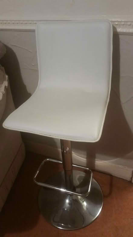 Photo of free bar stool (Parson cross S5) #1