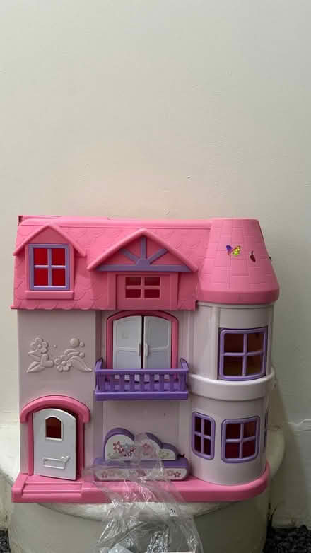 Photo of free Toy house (N9) #1