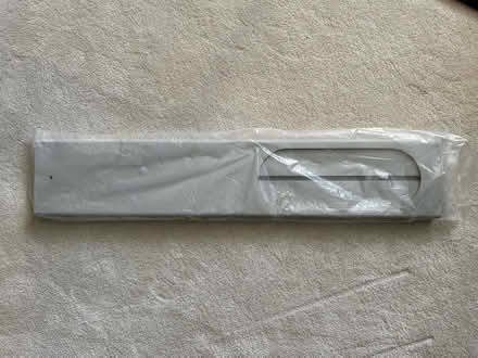 Photo of free Sash window aircon piece (Hammersmith W6) #1
