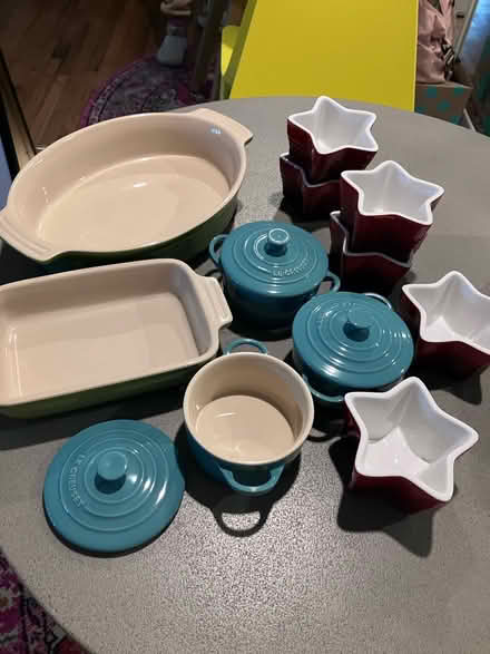 Photo of free Le Creuset bakeware (Aerotropolis) #1
