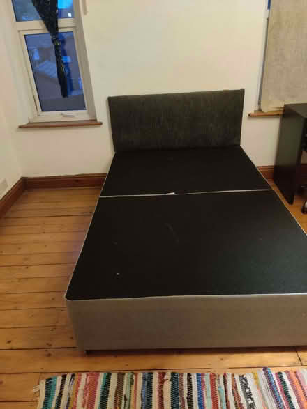 Photo of free 3/4 / small double bed with divan base (Droylsden M11) #2