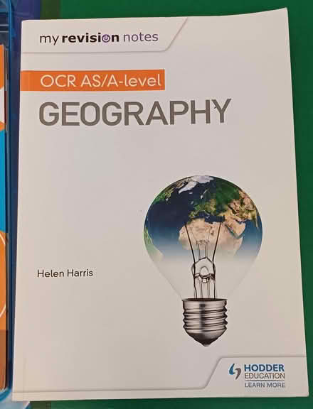 Photo of free 2 OCR A-level Geography revision guides (IP4) #1
