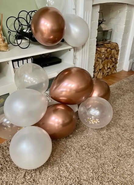 Photo of free 12 Party/Celebration Balloons (DA5) #1