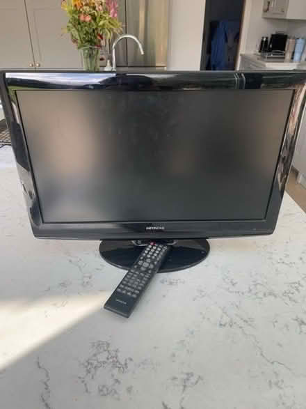 Photo of free Hitachi TV with remote (Long Ditton KT7) #1