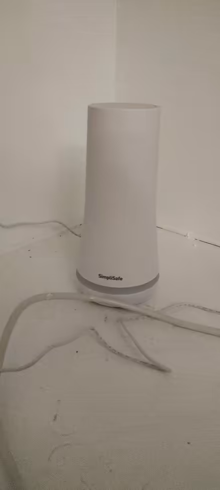 Photo of free Simplysafe system (NW6 6AH) #3